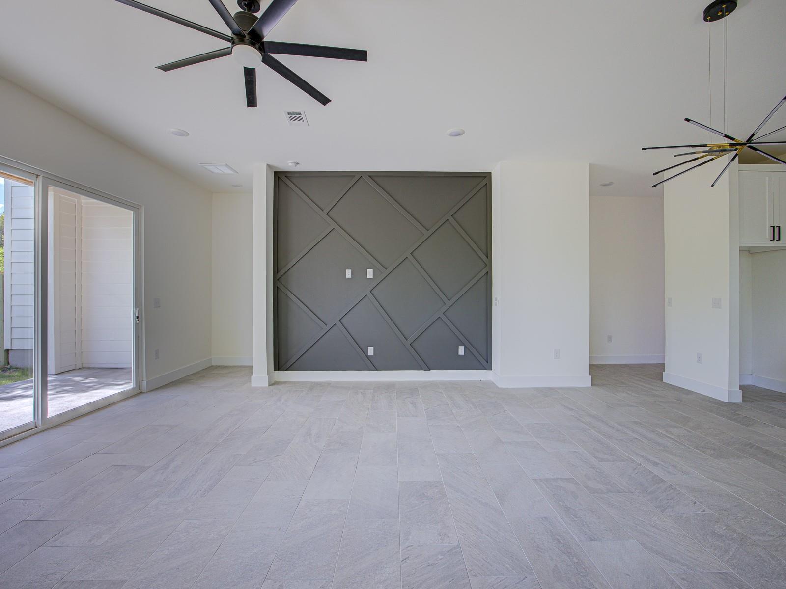 2005 Uphill Ln #a Property Photo 18