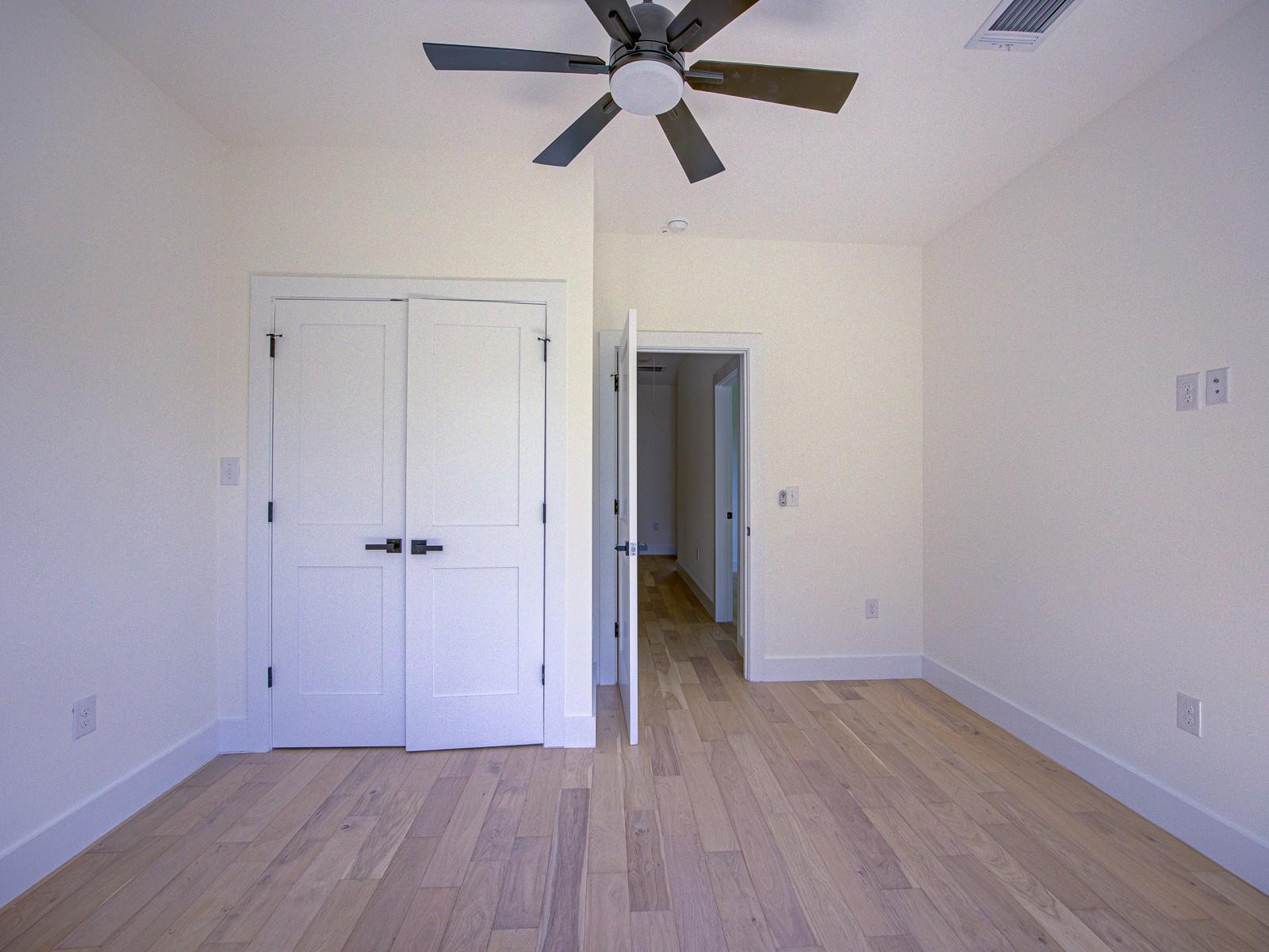 2005 Uphill Ln #a Property Photo 29