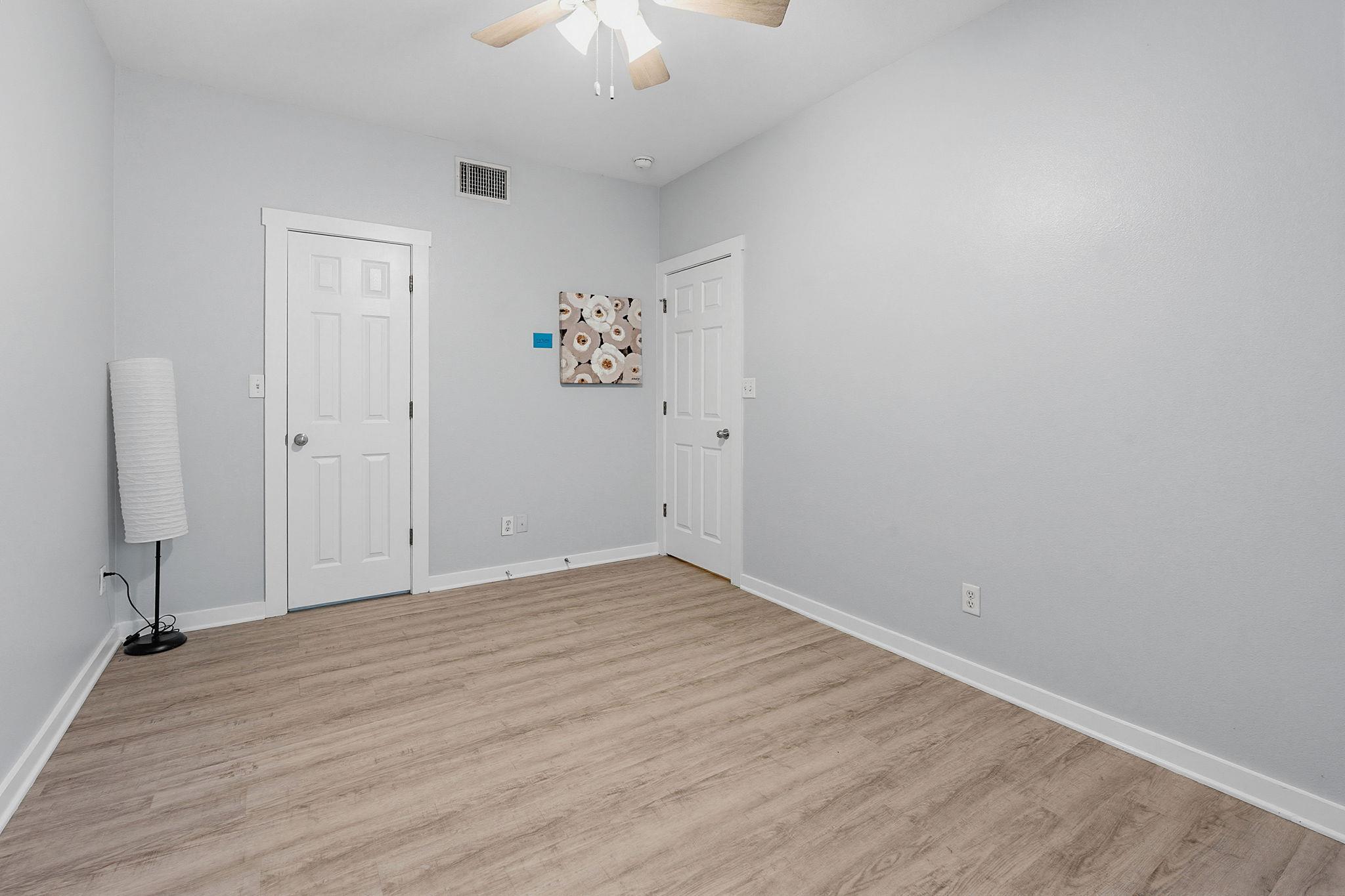 2106 Cullen Ave #206 Property Photo 5
