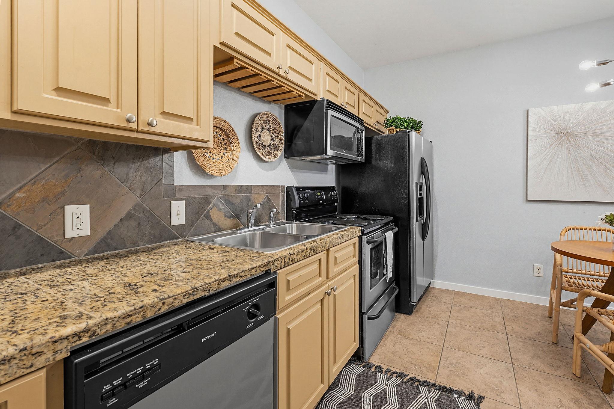 2106 Cullen Ave #206 Property Photo 12