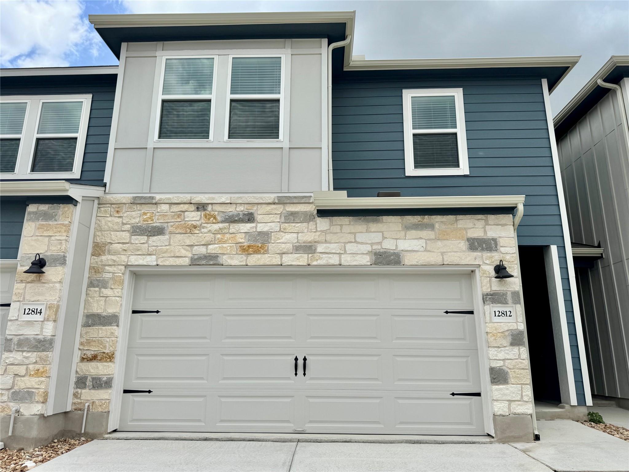 12812 Siena Village Ln Property Photo 1