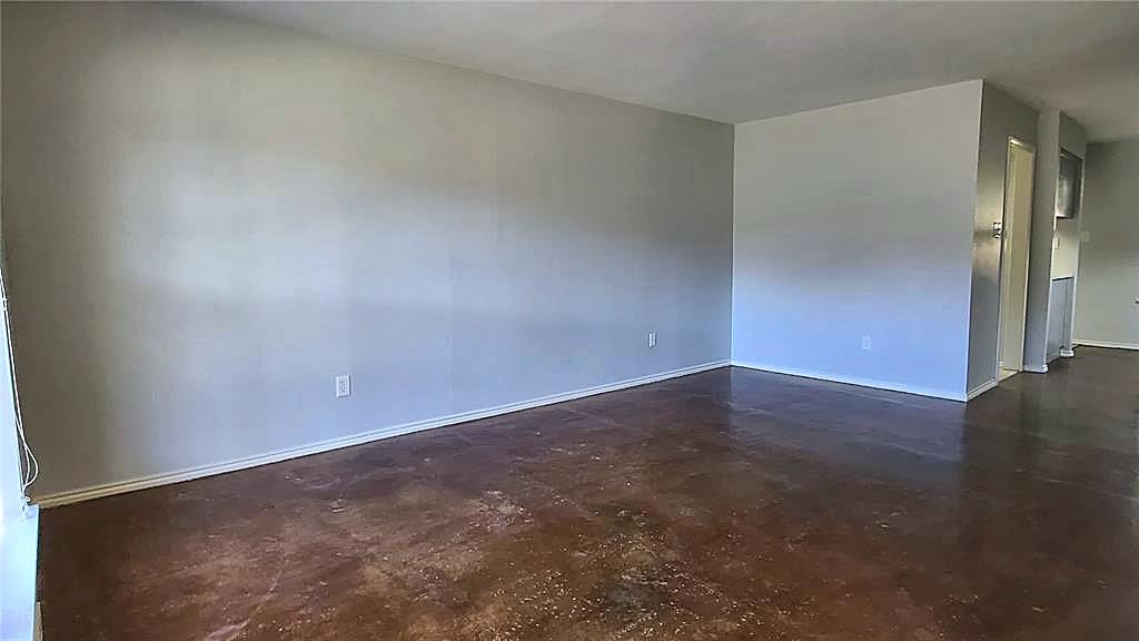 8237 Summer Side Dr #170 Property Photo 3