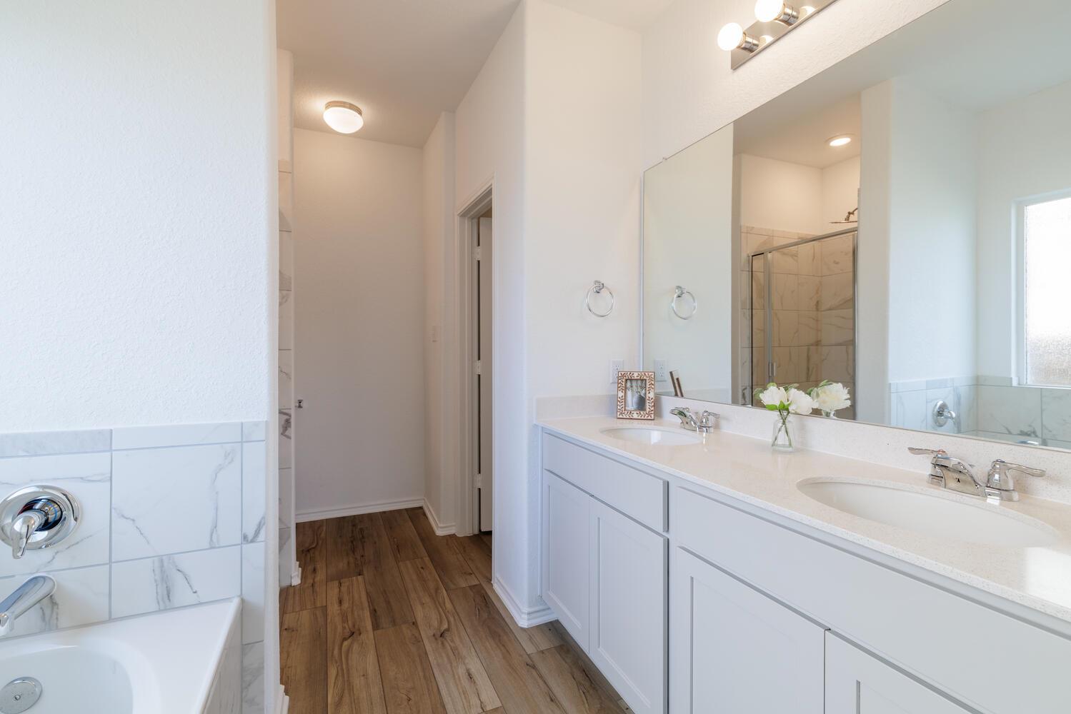 8015 Purple Aster Pass Property Photo 11