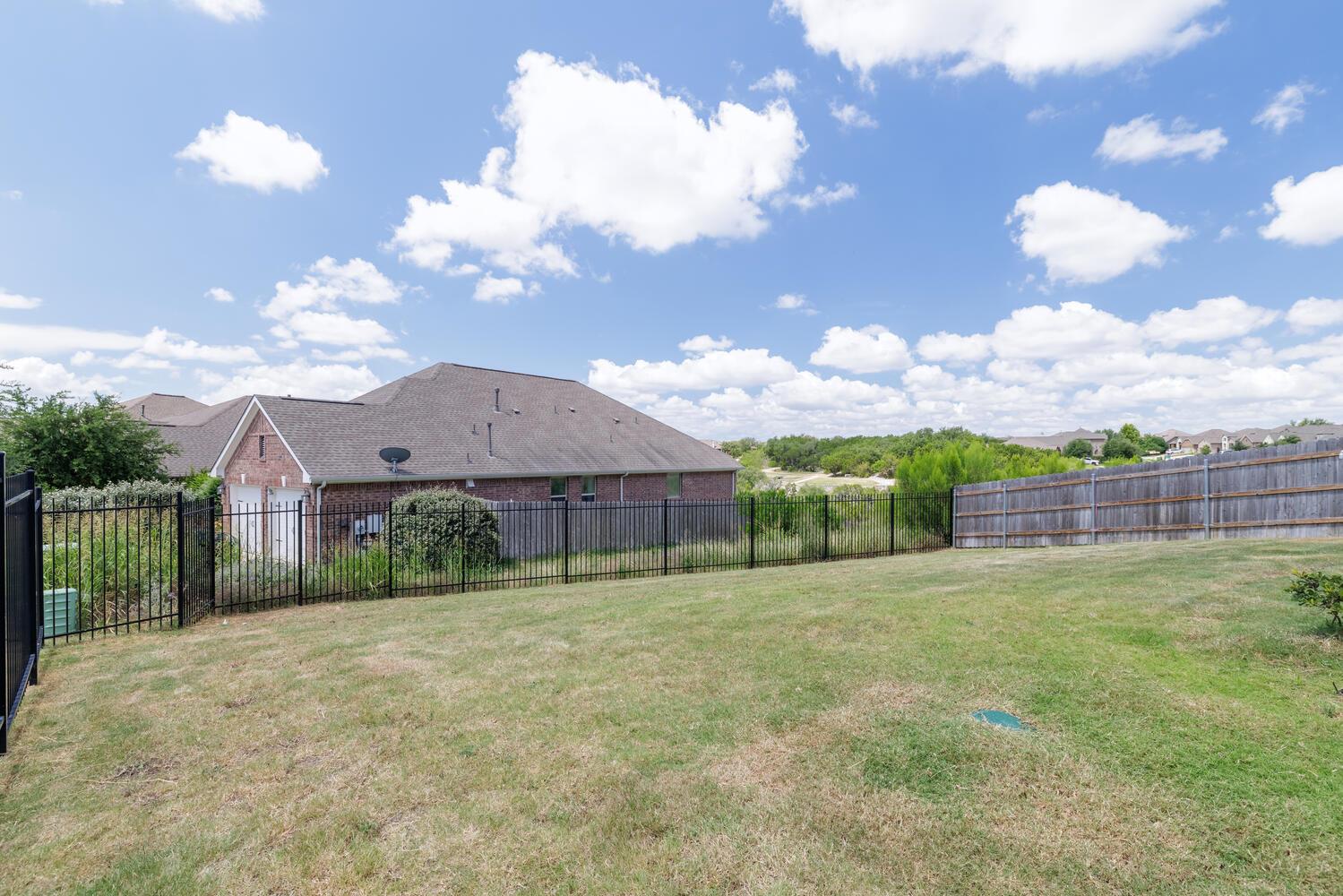 8015 Purple Aster Pass Property Photo 24