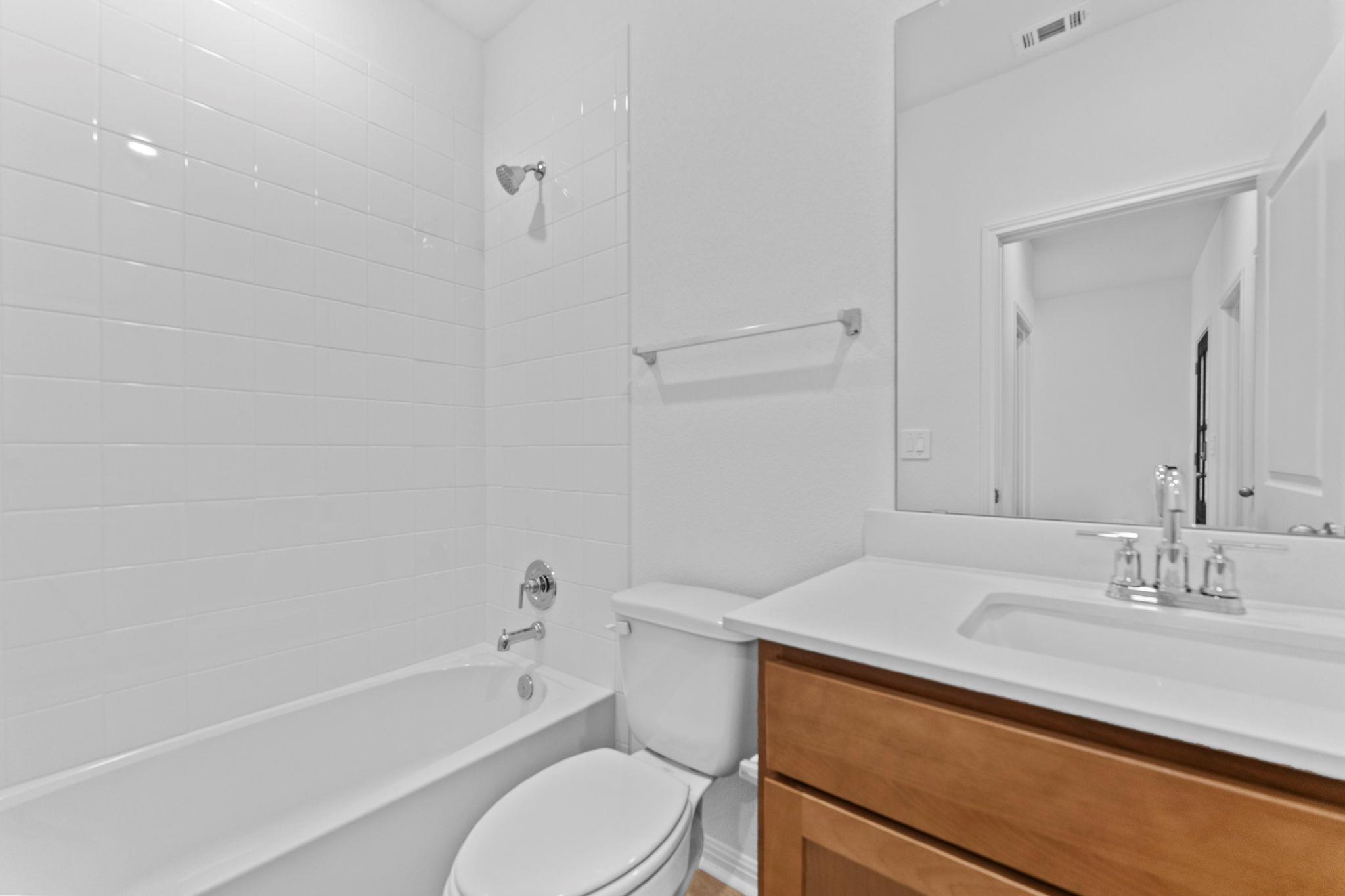 1813 Dandy Brush Dr Property Photo 32
