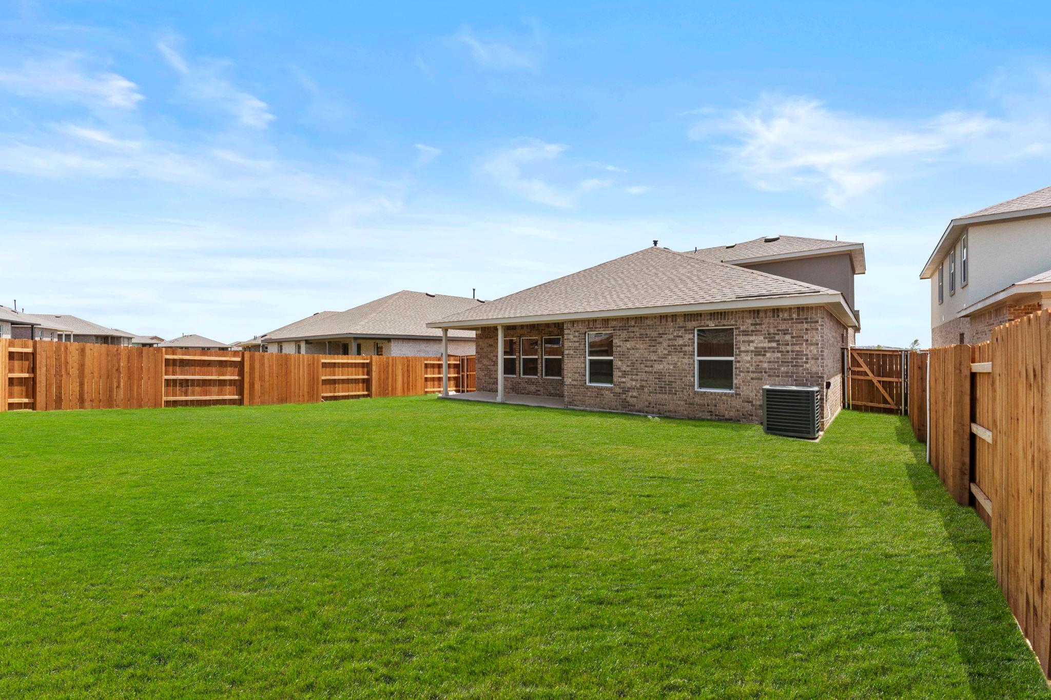 1813 Dandy Brush Dr Property Photo 35