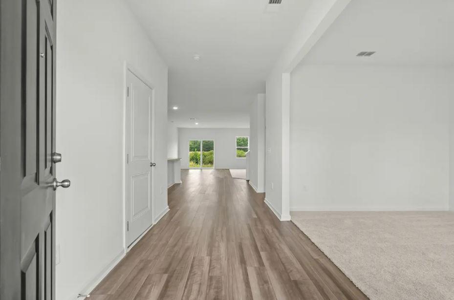 1424 Morris Loop Property Photo 2