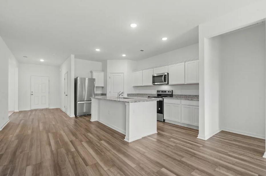 1424 Morris Loop Property Photo 5