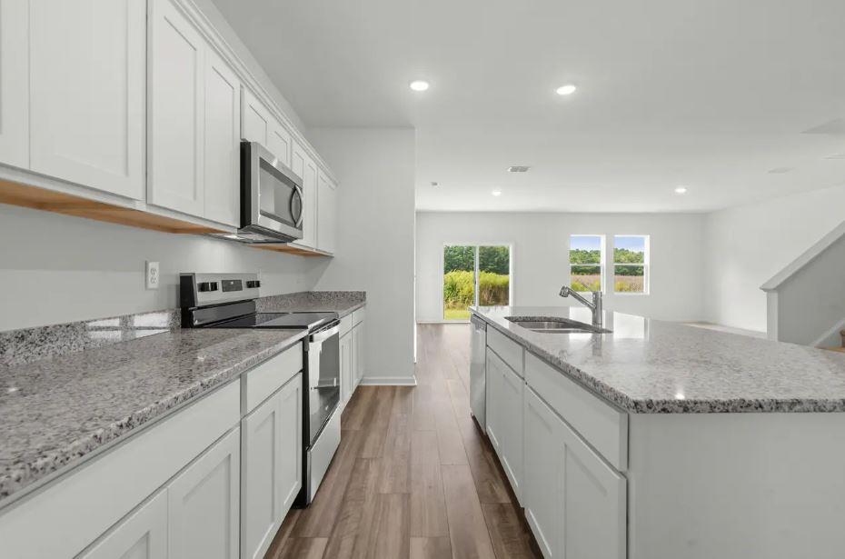 1424 Morris Loop Property Photo 7