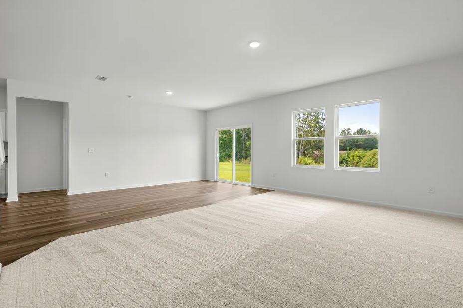 1424 Morris Loop Property Photo 14