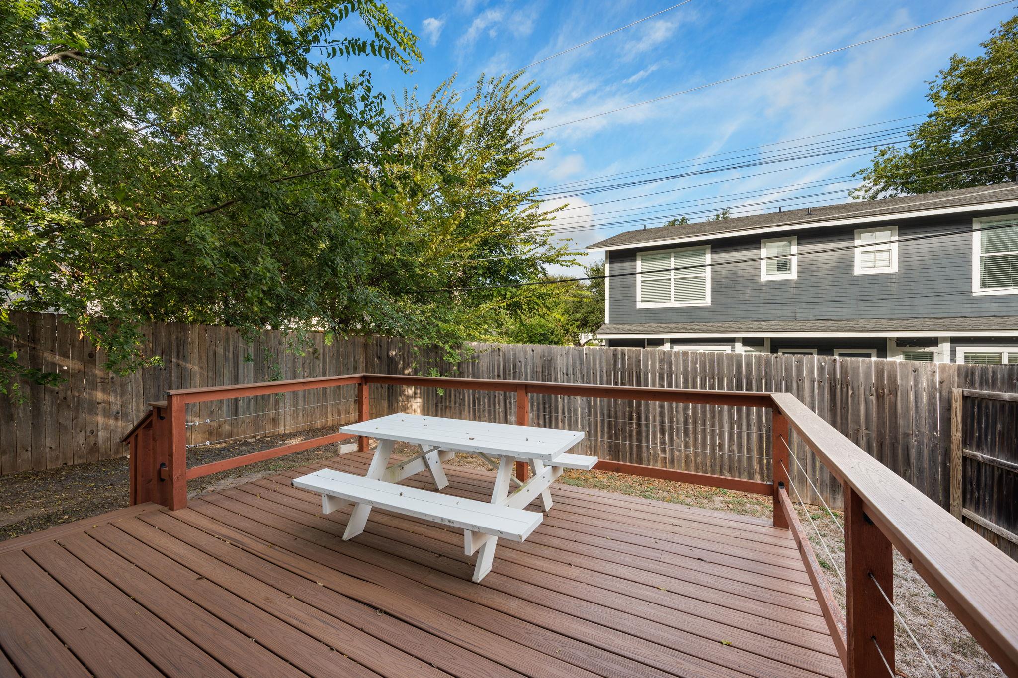 2100 Kenneth Ave Property Photo 18