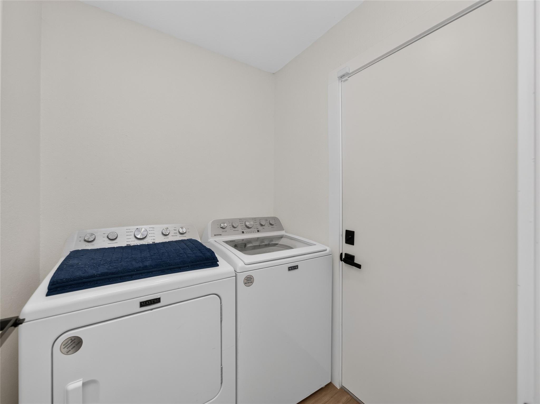 2102 Lear Ln Property Photo 11