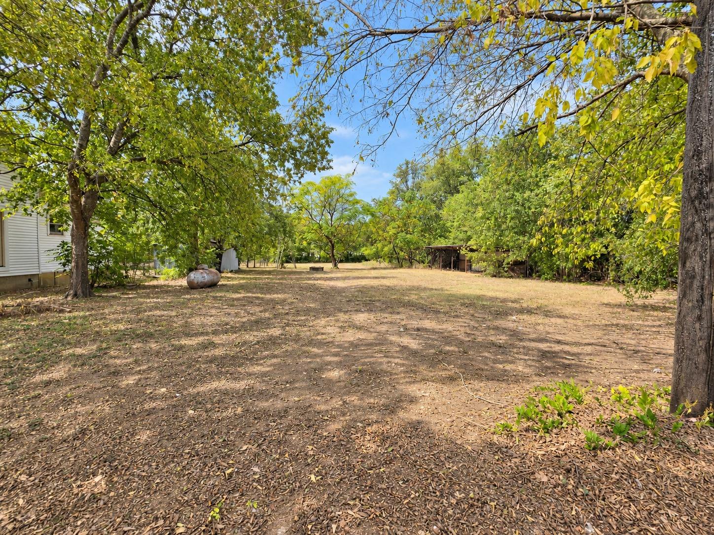 1809 Main St Property Photo 16