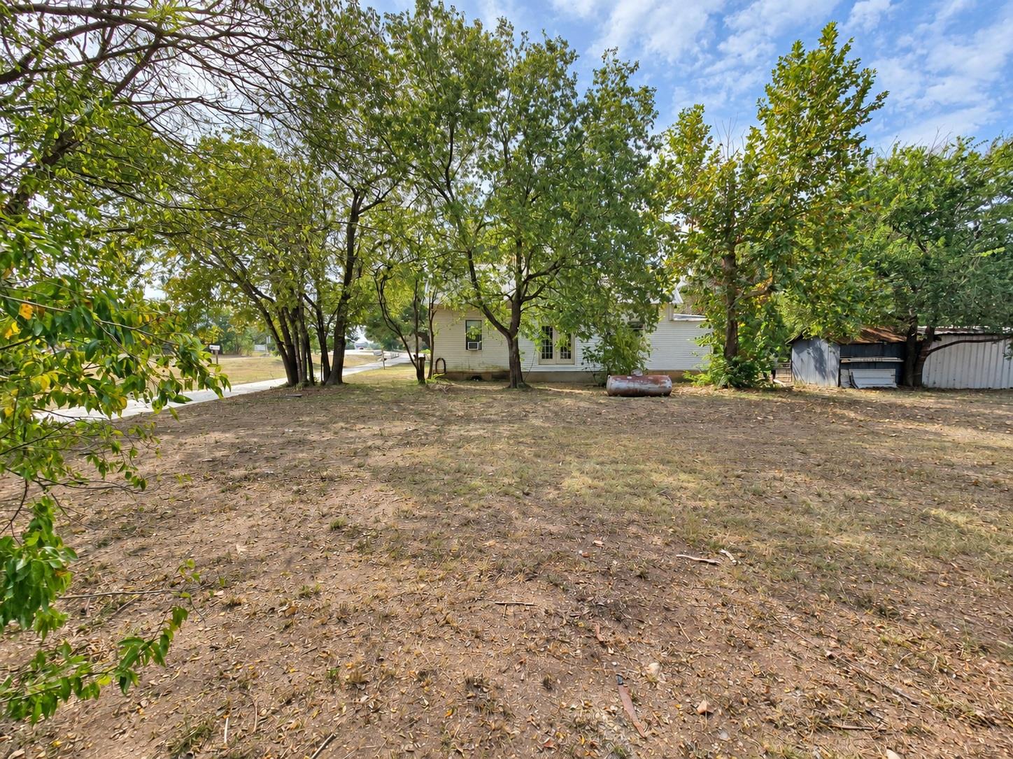 1809 Main St Property Photo 19