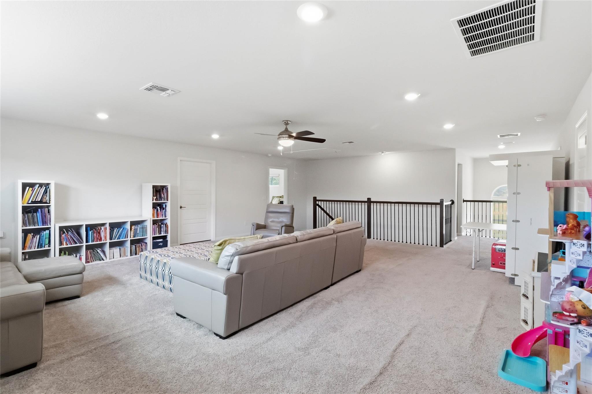 181 Pecos St Property Photo 14