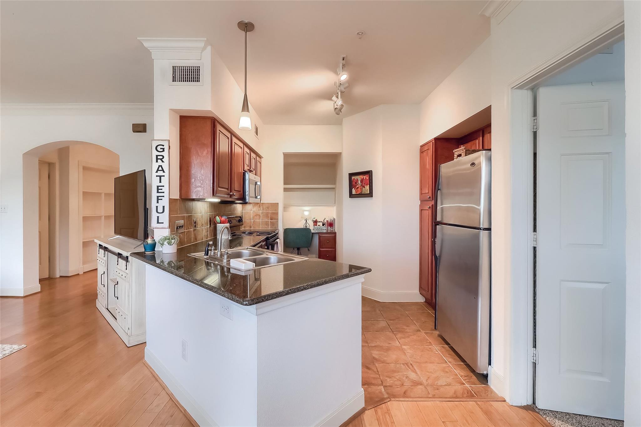 7701 Rialto Blvd #1128 Property Photo 8