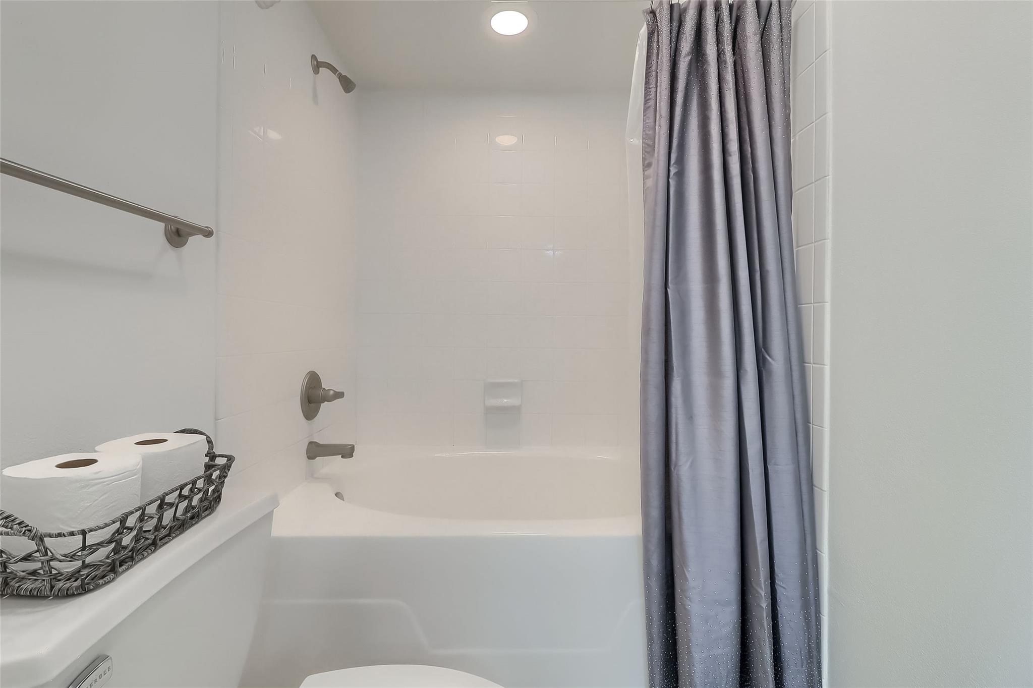 7701 Rialto Blvd #1128 Property Photo 17