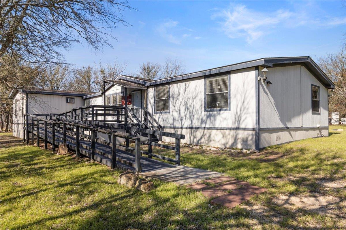 100 Morningmist Ct Property Photo