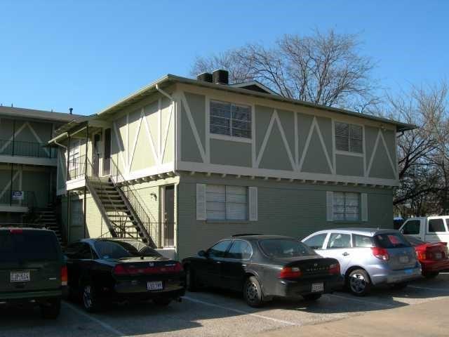 4306 Avenue A 109 Property Photo 2