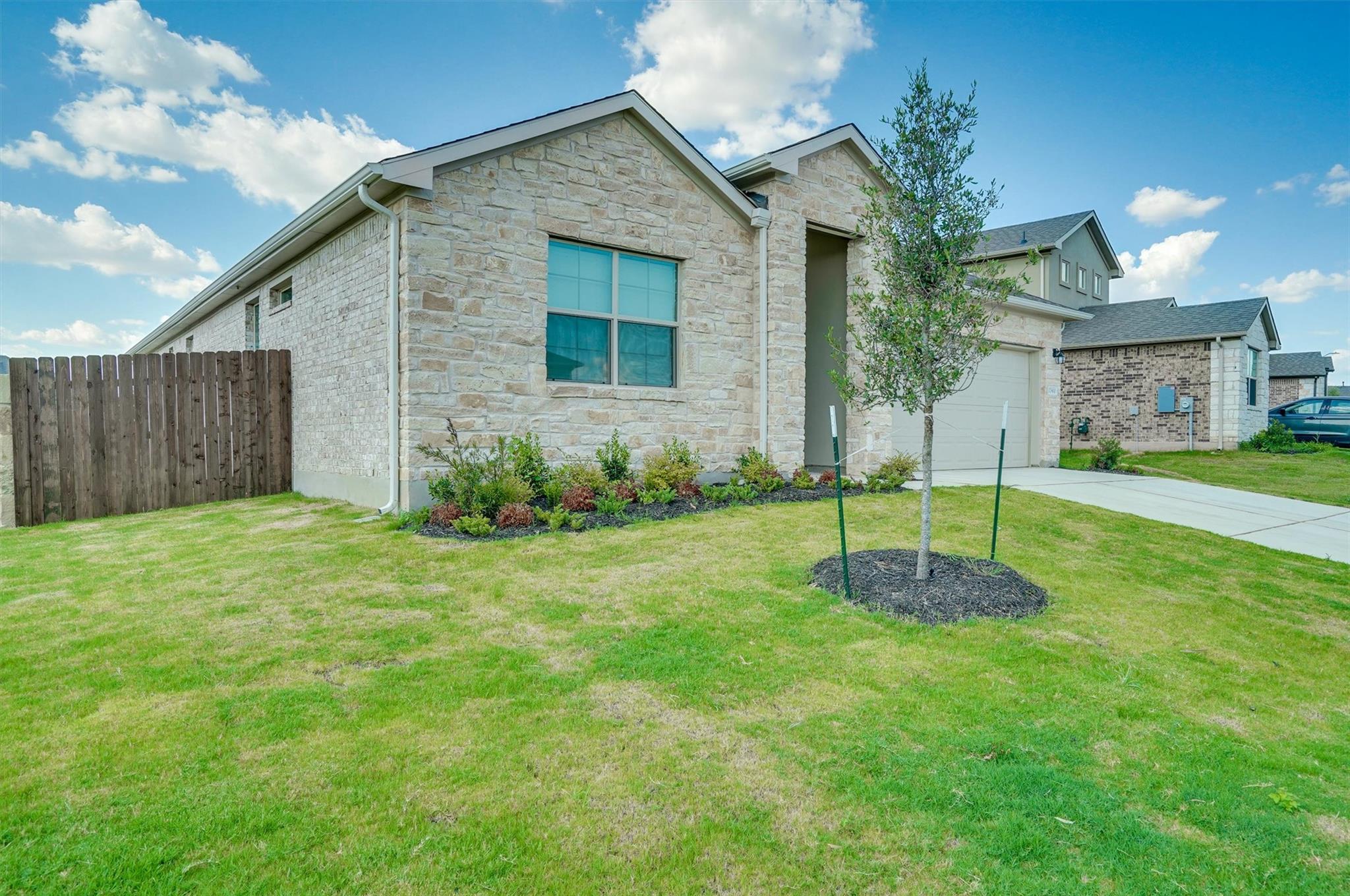17900 Nepi Dr Property Photo 1