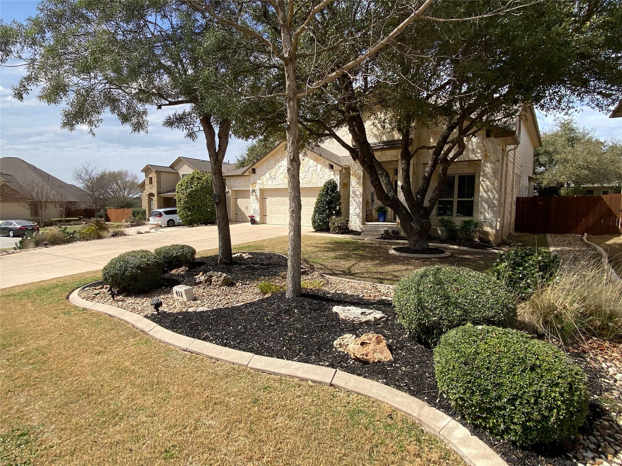 412 Grosseto Ln Property Photo