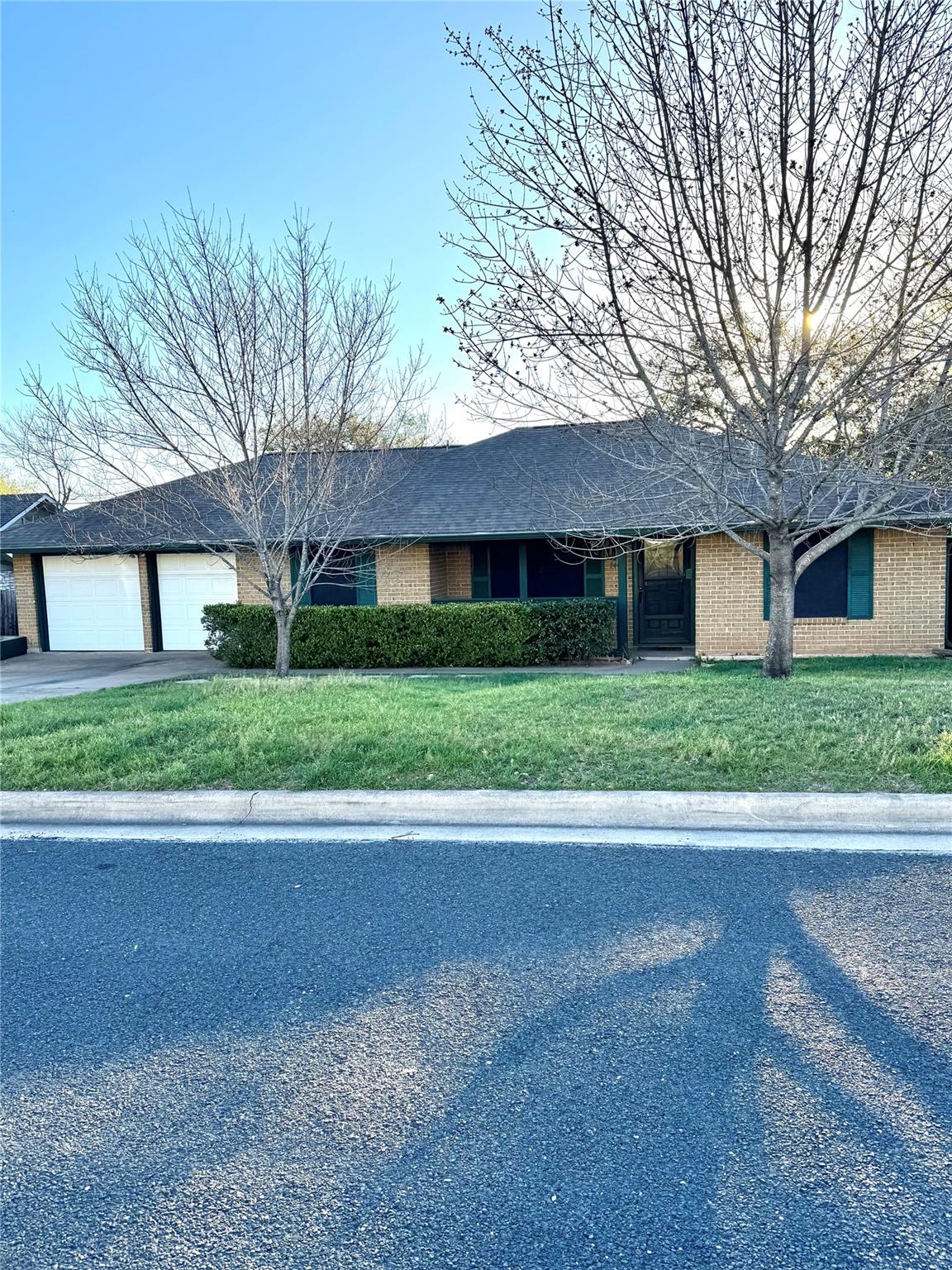 7405 Sevilla Dr Property Photo