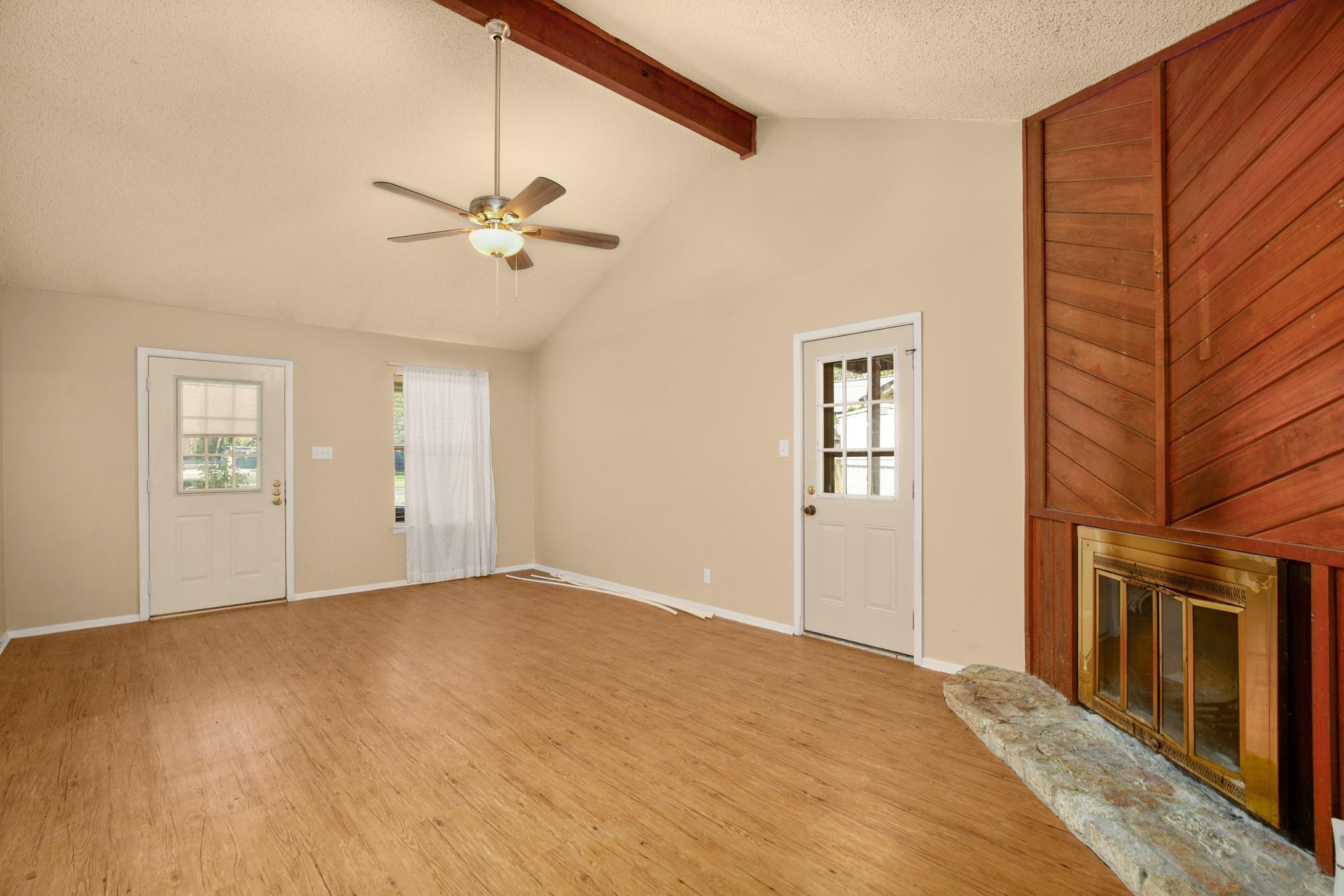 3505 Rocky Hollow Trl #b Property Photo 7