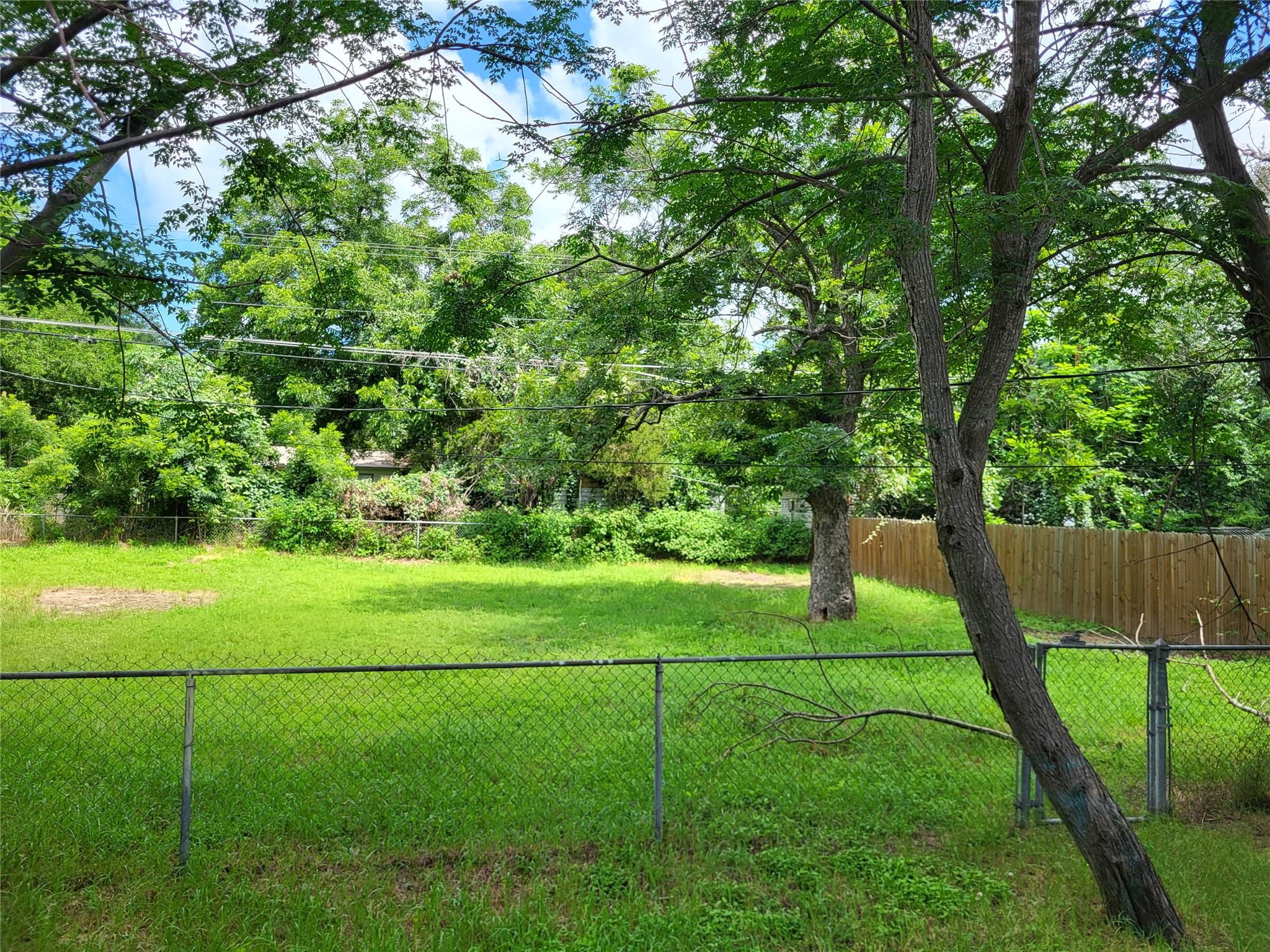 1308 Murray Ave Property Photo 2