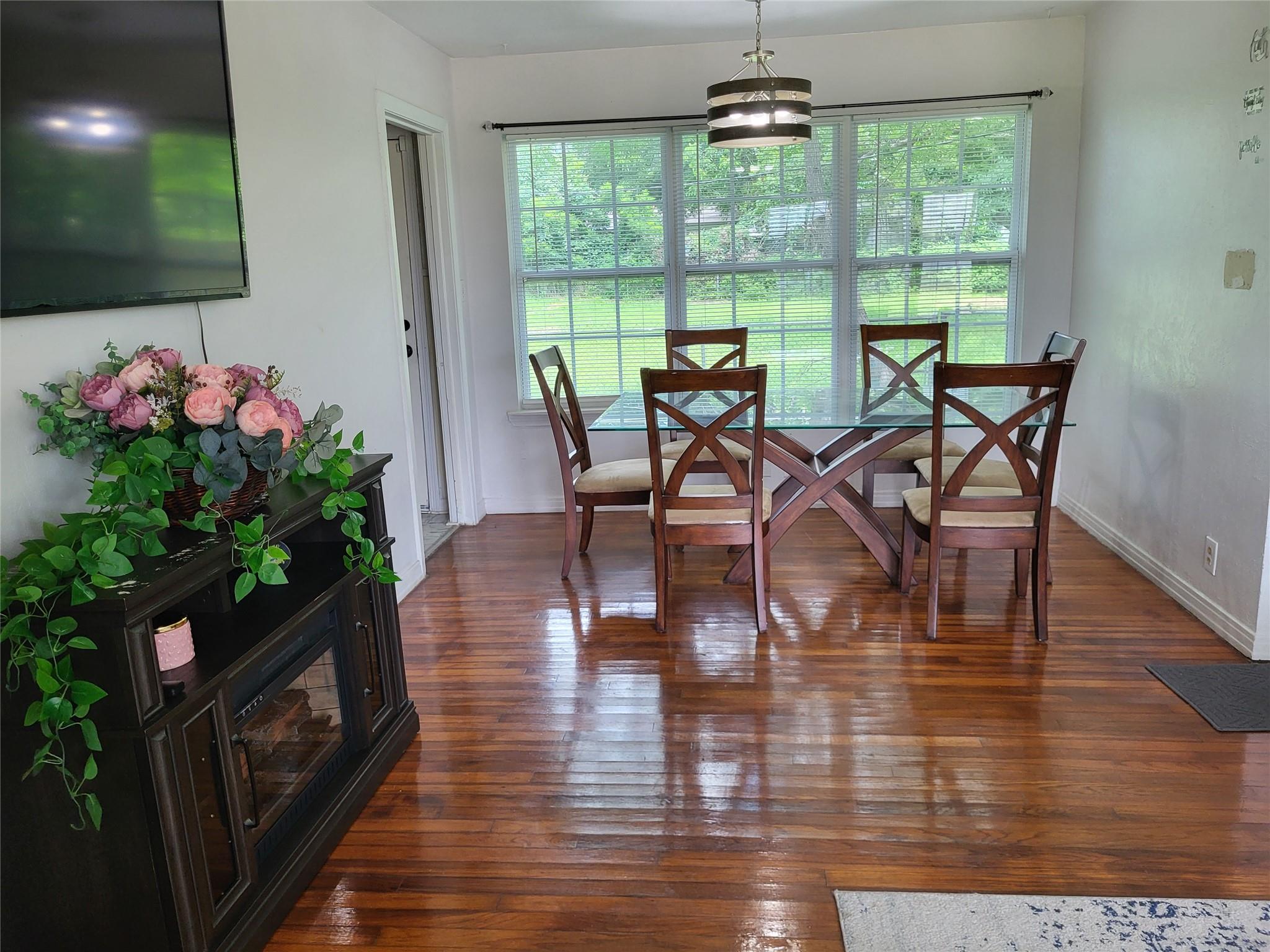1308 Murray Ave Property Photo 3