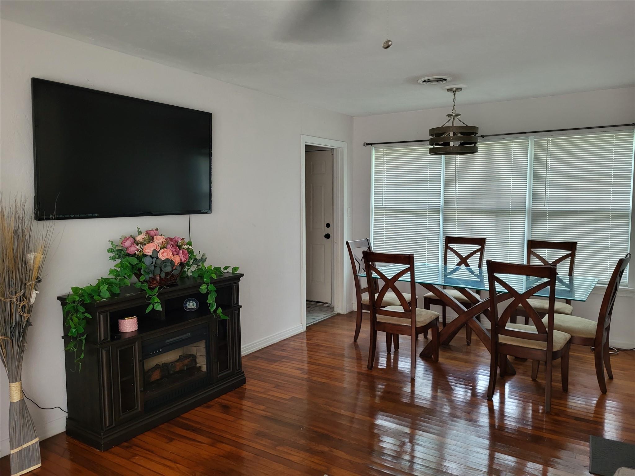 1308 Murray Ave Property Photo 6
