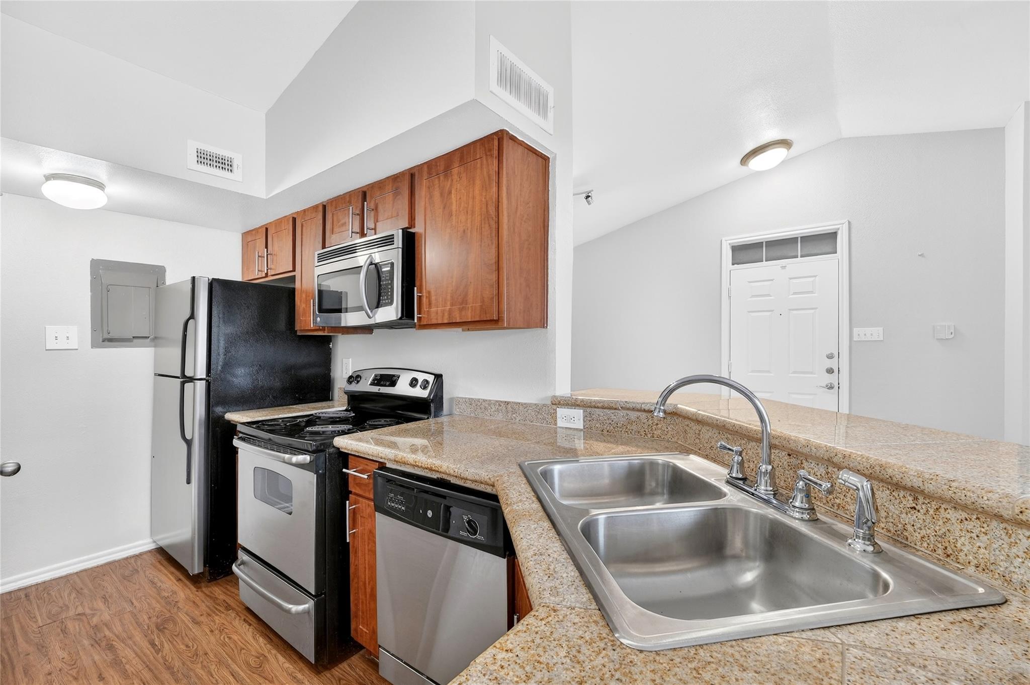 6804 N Capital Of Texas Hwy #621 Property Photo 8