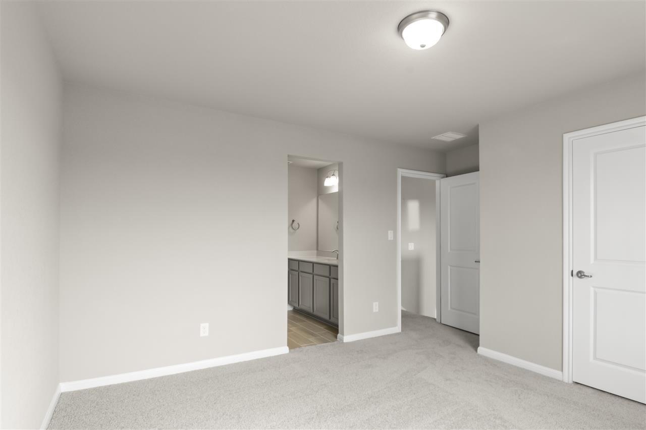 9510 Grapevine Leaf Dr Property Photo 15