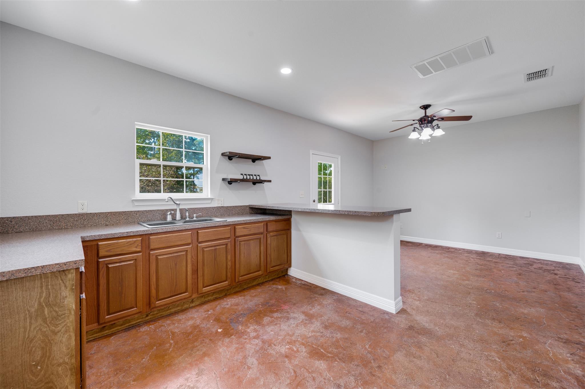 16502 Caddo Trl Property Photo 34