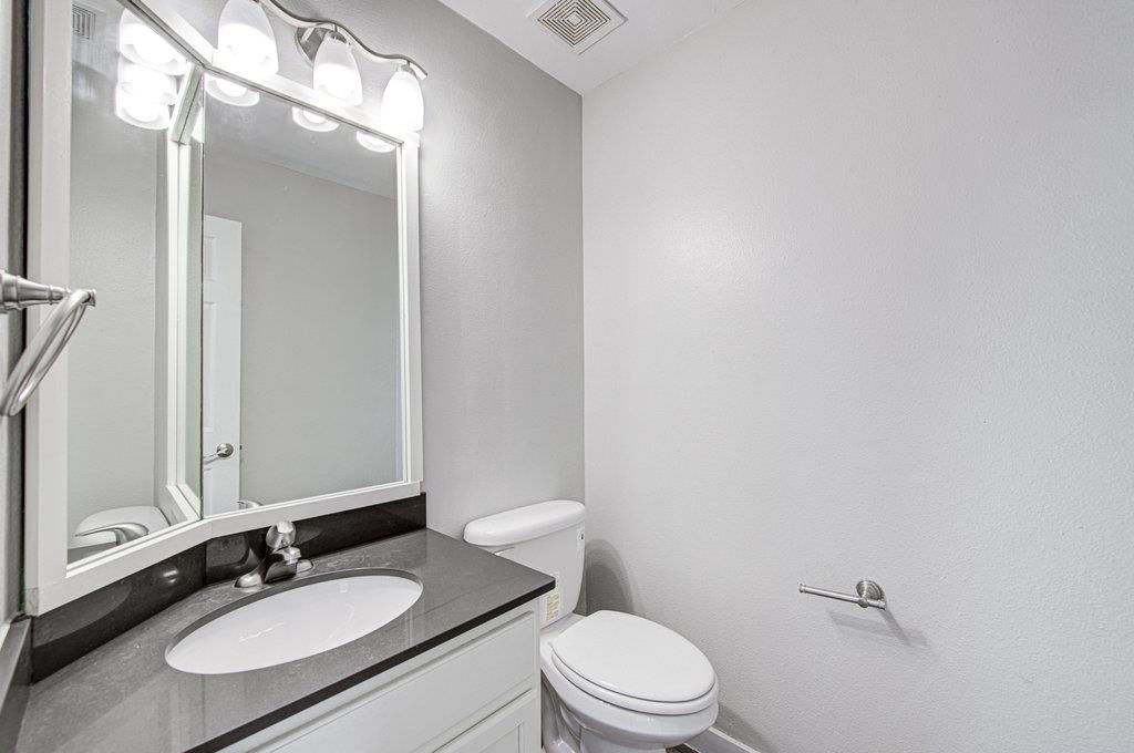1302 Crete Ln Property Photo 13