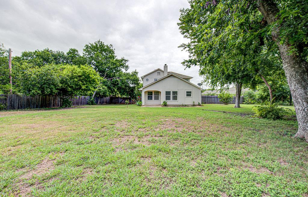 1302 Crete Ln Property Photo 25