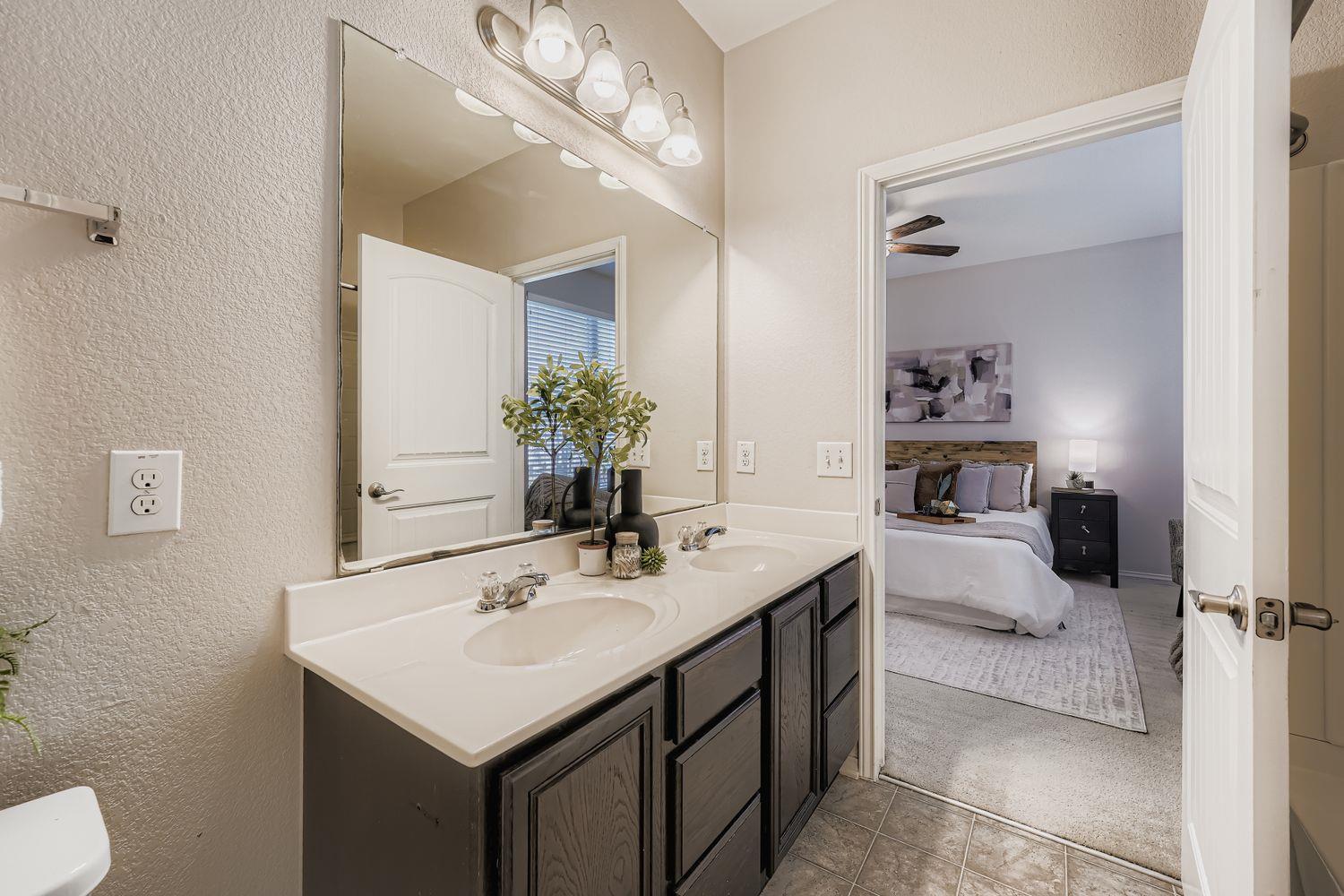 11017 Roderick Lawson Ln Property Photo 16