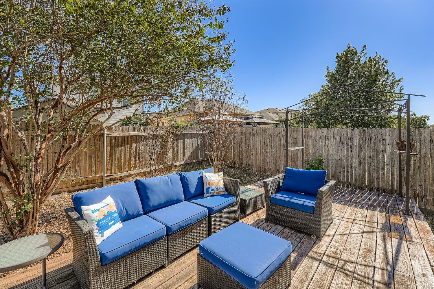 11017 Roderick Lawson Ln Property Photo 23