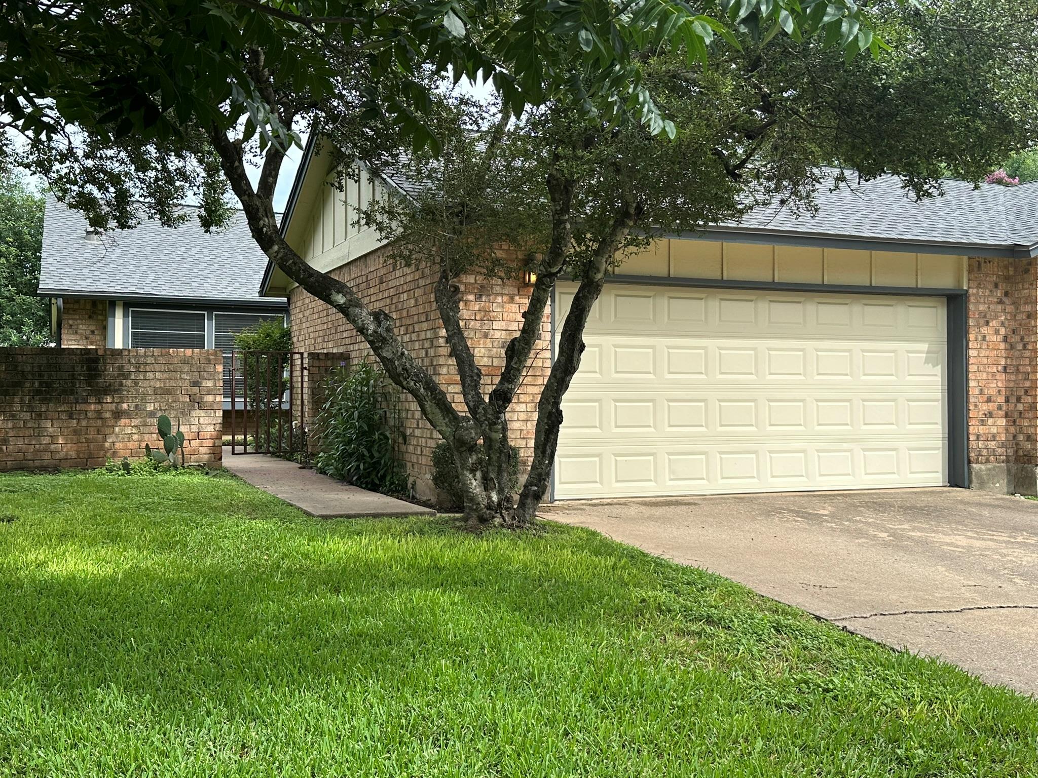 9217 Singing Quail Dr #8e Property Photo 1