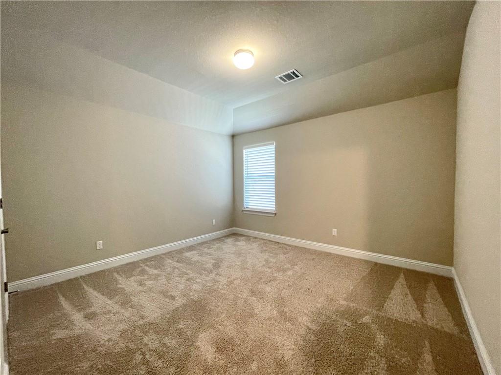 148 Riverhill Dr Property Photo 20