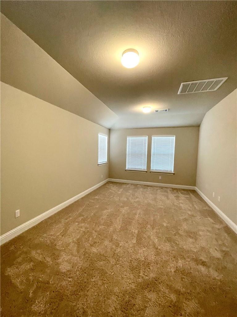 148 Riverhill Dr Property Photo 22