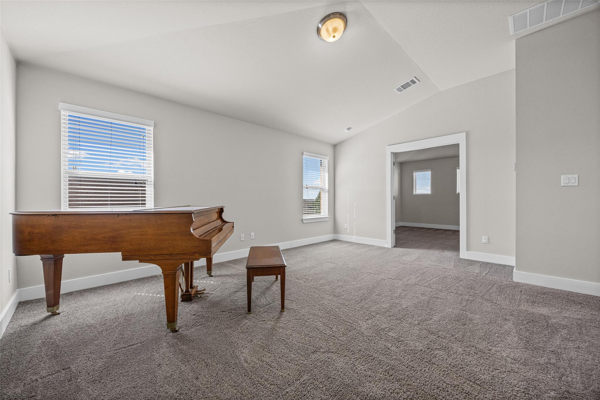1516 William Bee Dr Property Photo 24