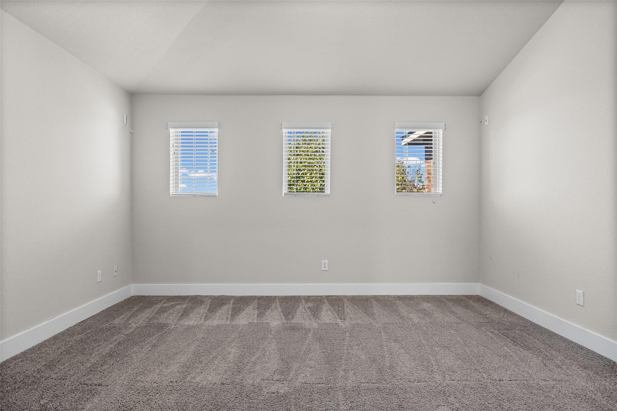 1516 William Bee Dr Property Photo 26