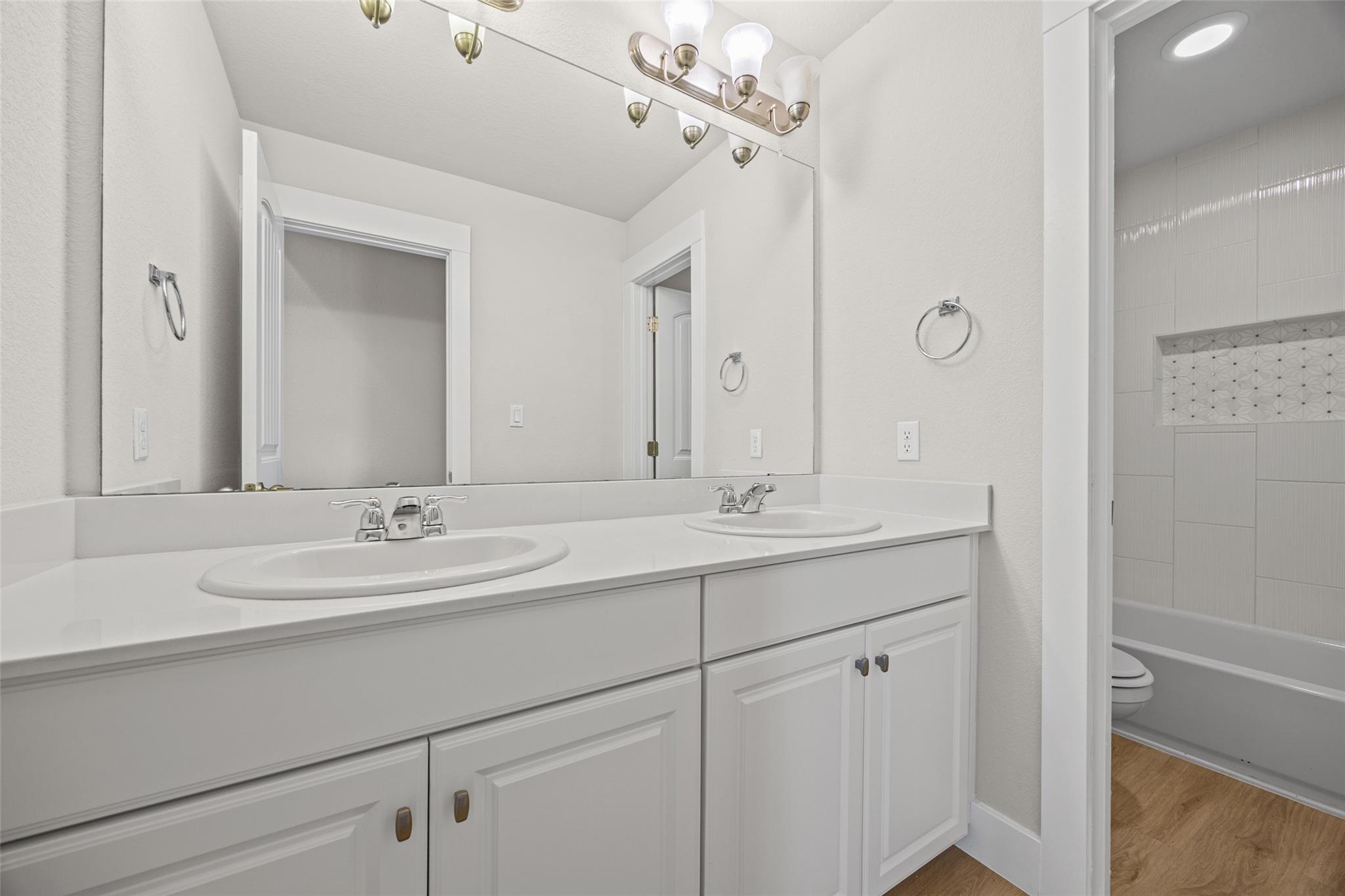 1516 William Bee Dr Property Photo 28