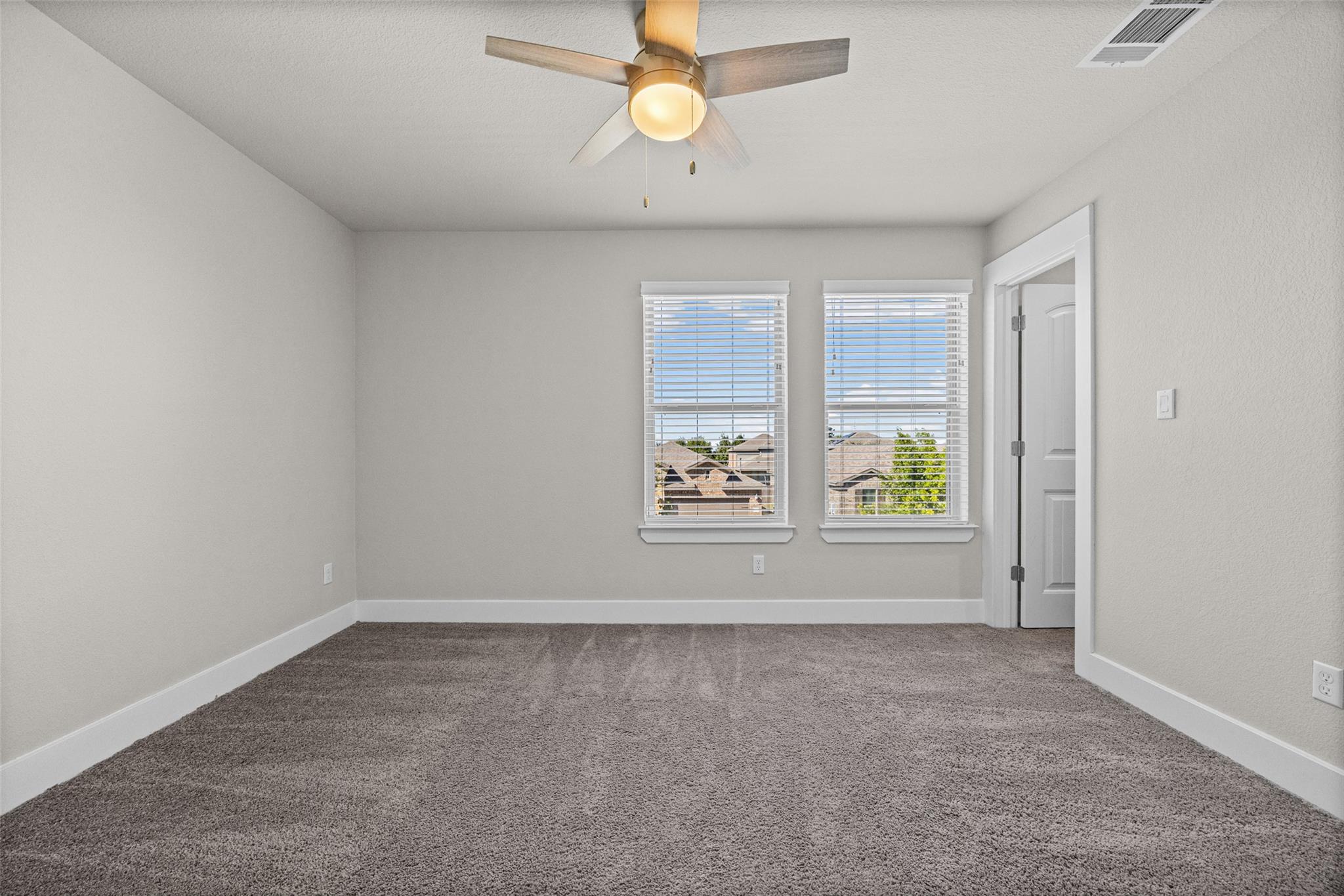 1516 William Bee Dr Property Photo 30