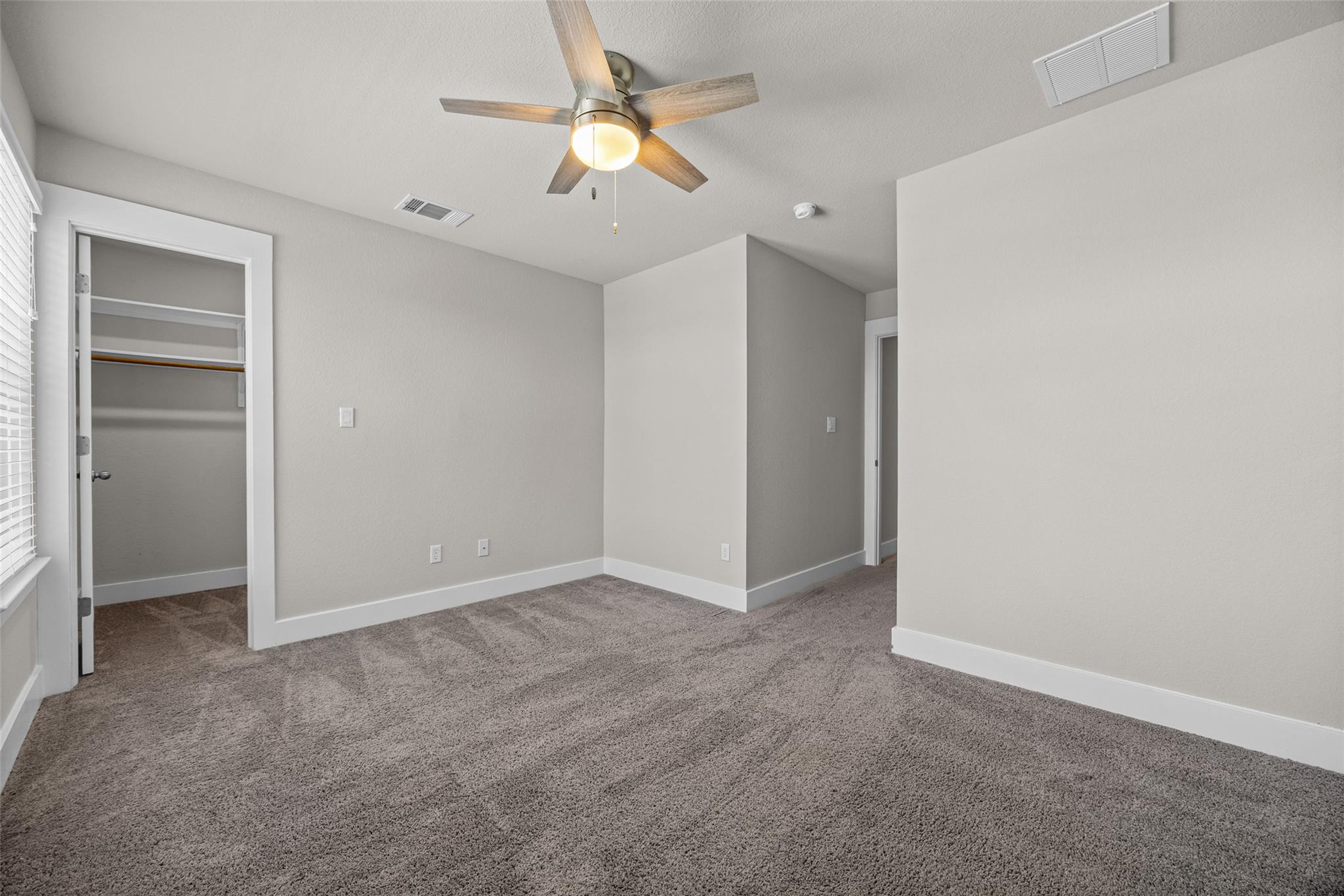 1516 William Bee Dr Property Photo 31