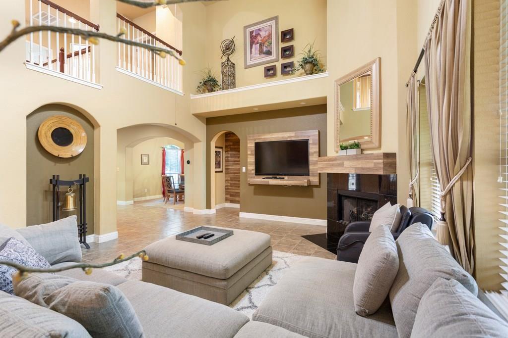 1442 River Forest Dr Property Photo 8