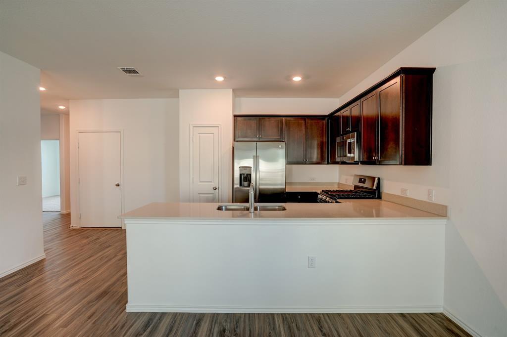 7603 Ivy Trellis Trl Property Photo 2