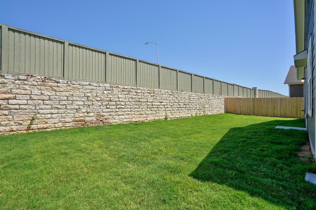 7603 Ivy Trellis Trl Property Photo 23