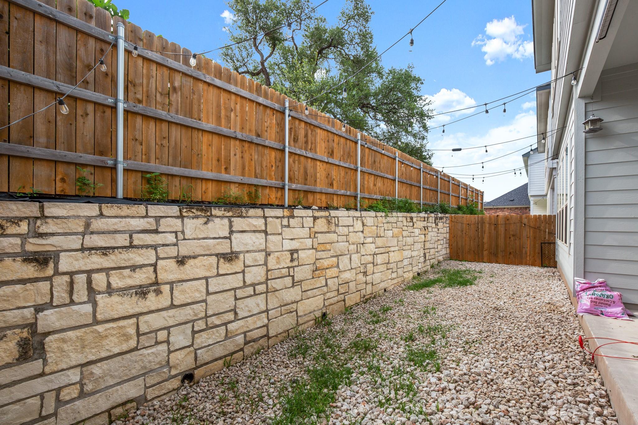 12809 Stanford Dr Property Photo 25