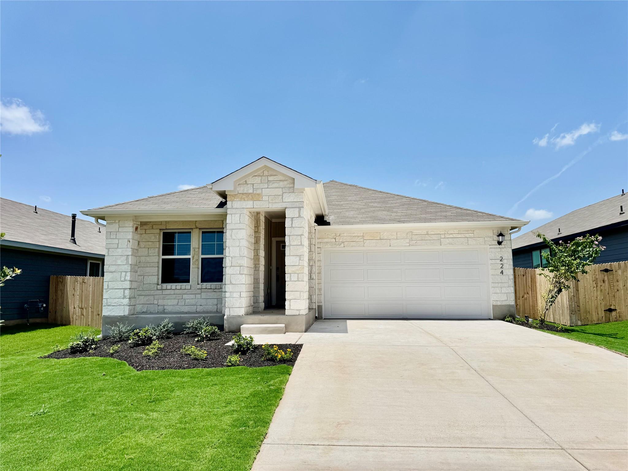 2359869 Property Photo 1